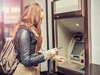 Fees-and-the-importance-of-ATM-accessibility-overseas