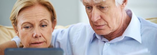 Elderly couple looking concerned | Canstar