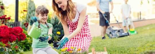 Mother and daughter in the garden | Canstar