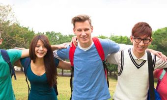 7 Tips: How to make new friends in Australia