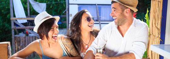 Can you travel with friends and family? Tips on choosing a travel buddy
