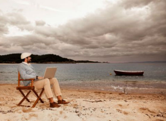 Compare Credit Cards With Complimentary Travel Insurance | Canstar