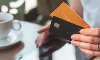 Debit cards vs credit cards