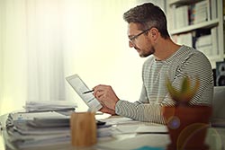 Things to check when choosing a P2P lending platform