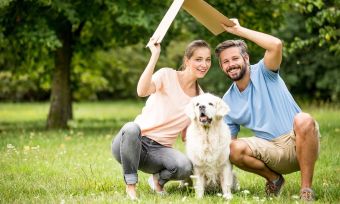 Building vs buying a house: pros and cons