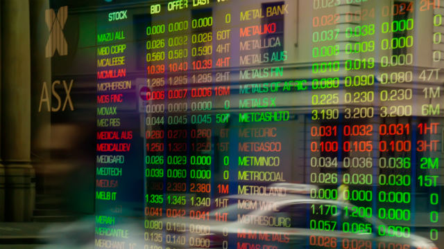 Online investors staying loyal to their brokers