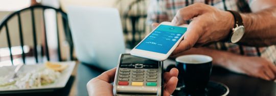 Which Australian banks offer tap and pay