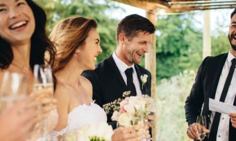 How much money should you give at a wedding?