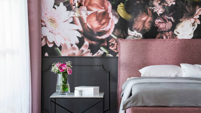 Wallpaper in a bedroom.