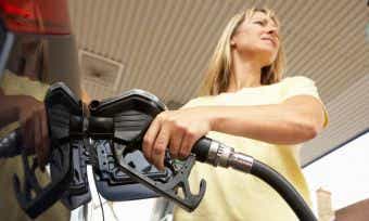 Petrol pain, budget gain: What happened this week in Australian economic news?