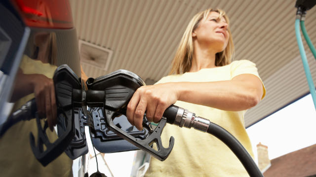 Oil prices soar_social