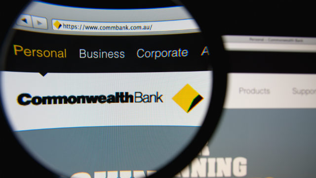 A picture of the Commonwealth Bank website and logo | Canstar