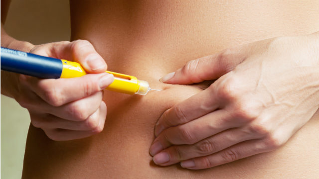 injecting hormones IVF