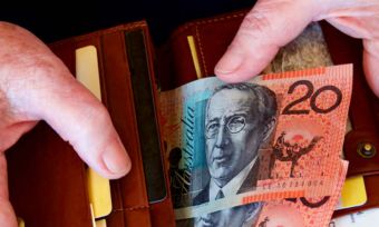 Can retailers actually refuse cash? Plus a look at contactless payment options