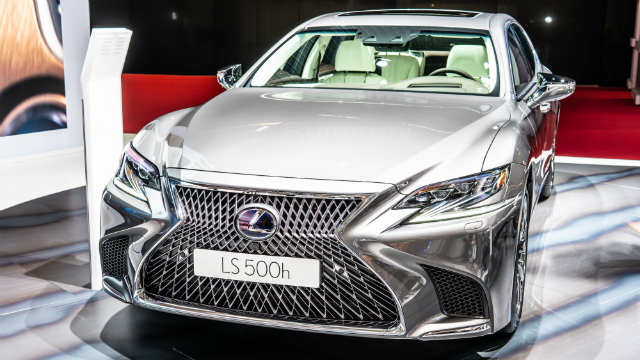 Lexus LS 500h Hybrid