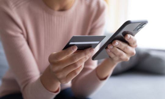 Report and reverse unauthorised credit card transactions