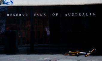 Survey finds low interest rates aren't helping all Australians