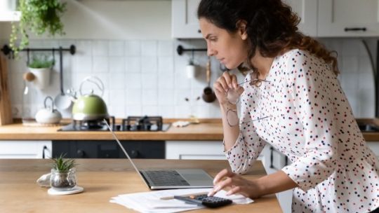Existing vs new customer rates