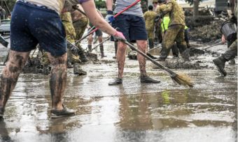 Brisbane Lord Mayor urges home insurance caution as 'Mud Army 2.0' assembles