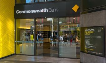 How to buy Commonwealth Bank of Australia (ASX:CBA) shares