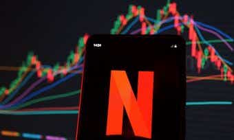 Why Netflix stocks are falling?