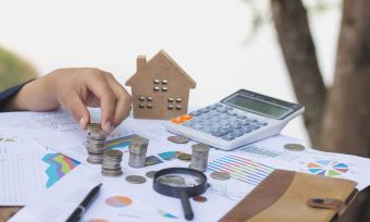 Opinion: Pay off your mortgage faster vs. investing | Canstar