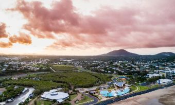 10 best suburbs in Regional Queensland to invest in 2024