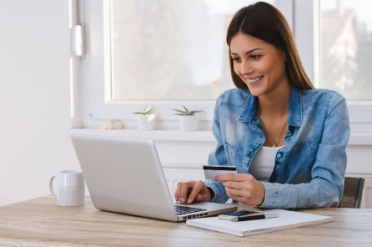 Building your credit score with a credit card