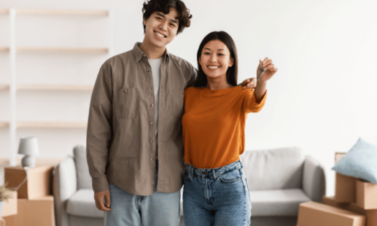 Couple with house key-min