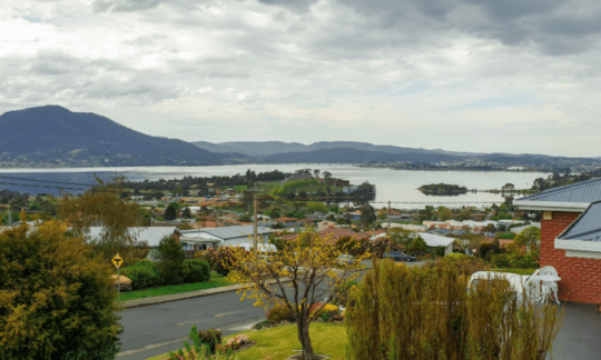 Hobart-min