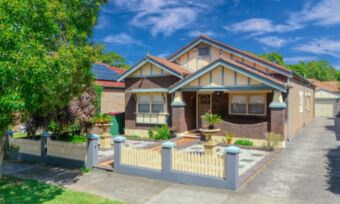 Home loan refinance cashback offers & deals