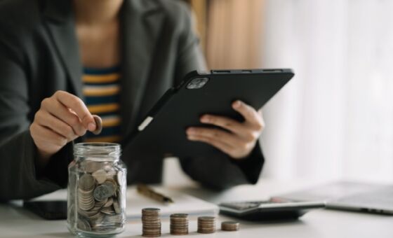 ing-cuts-key-savings-rate-as-household-deposits-hit-new-record-high