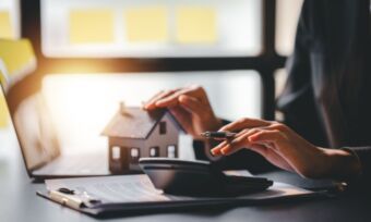 New lowest fixed rate hits the market at 4.94% - is now the time to lock in?
