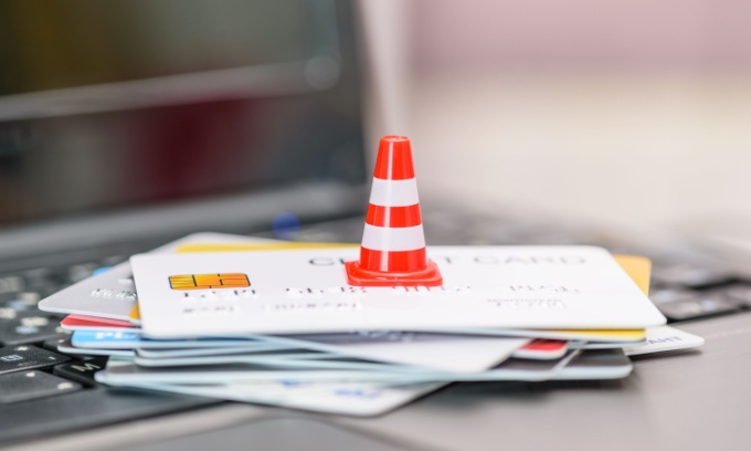 What is a credit card minimum repayment?