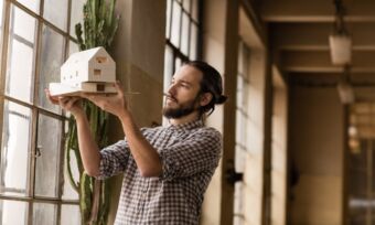 How much does an architect cost?