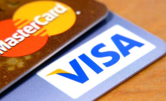 Visa vs Mastercard: What&#8217;s the Difference?